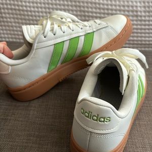 Adidas Grand Court Alpha sneakers